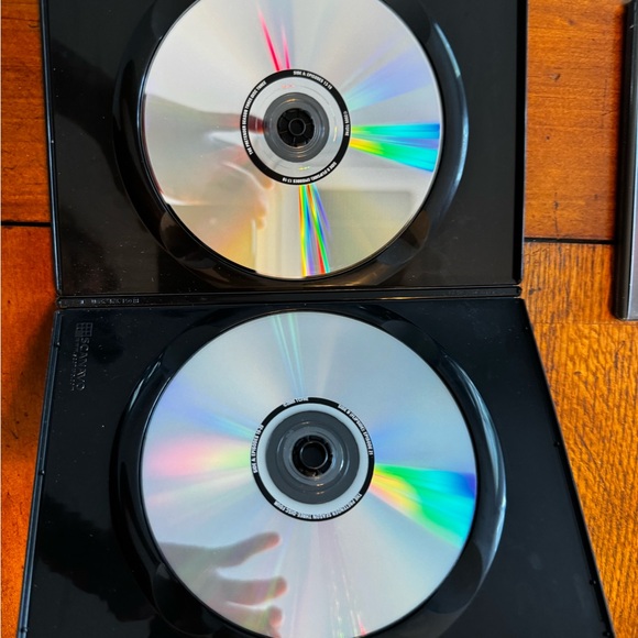 The 1st 3 Seasons of The Pretender on DVD. - Picture 6 of 13